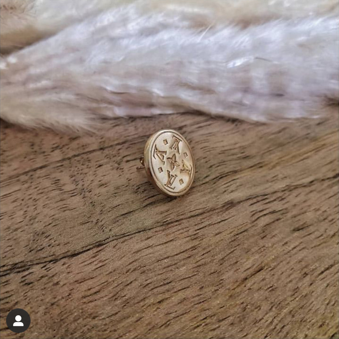 LOUIS VUITTON stud earrings