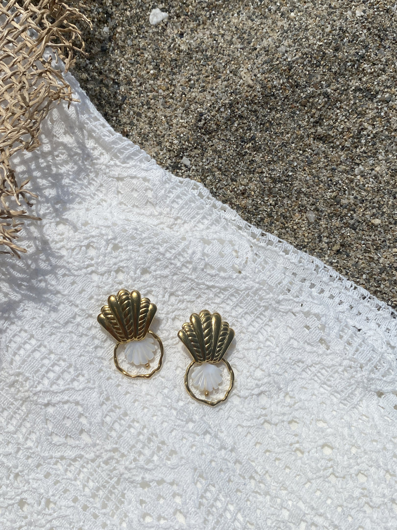 SHELLA earrings