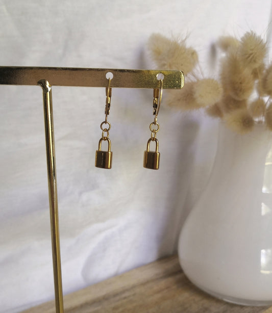 SECRET earrings
